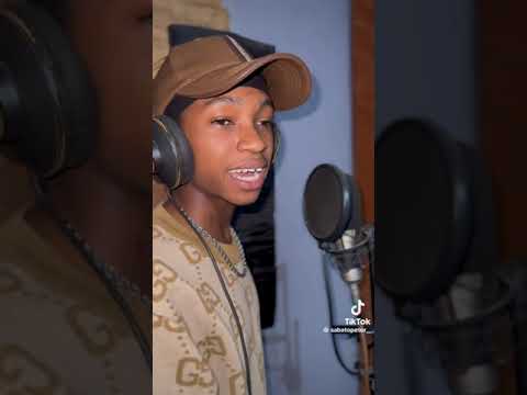 Sabato peter Leo na record nyimbo mpya ya Chief golden love 😂🤣😁 producer kazi anayo