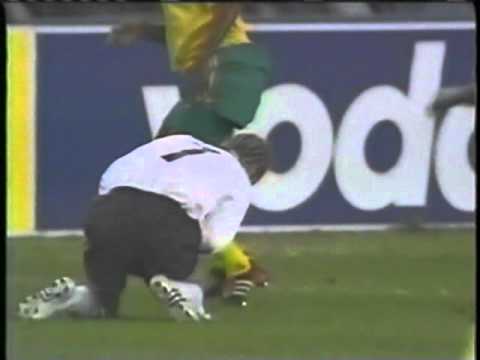 2003 (May 22) South Africa 1-England 2 (Friendly).mpg