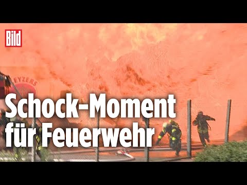 Explosion bei Großbrand in Gärtnerei – zwei Einsatzkräfte schwer verletzt