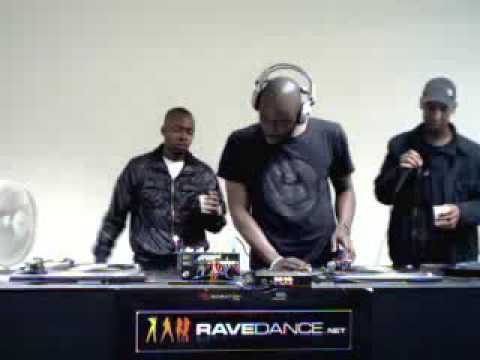DJ Classic Mc Contrast Mc Flava D - Dubstep & UK Funky Show Live On www.ravedance.net Part 2