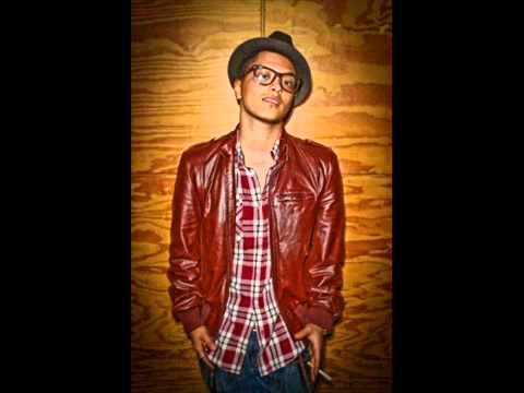 download lagu mp3 mp4 Bruno Mars The Lazy Song Free 320kbps, download lagu Bruno Mars The Lazy Song Free 320kbps gratis, unduh video klip Bruno Mars The Lazy Song Free 320kbps