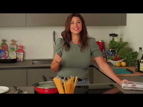 Bigoli in salsa | Cooking with Elisa