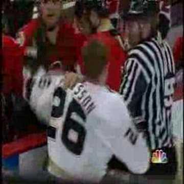 2007 SCF Game 3 Ottawa Spezza Pahlsson roughing