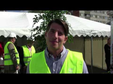 Första spadtaget i nya huset Hamngatan/Landsvägen