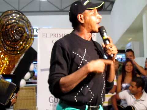 Despacito linda [en vivo] - Farid Ortiz