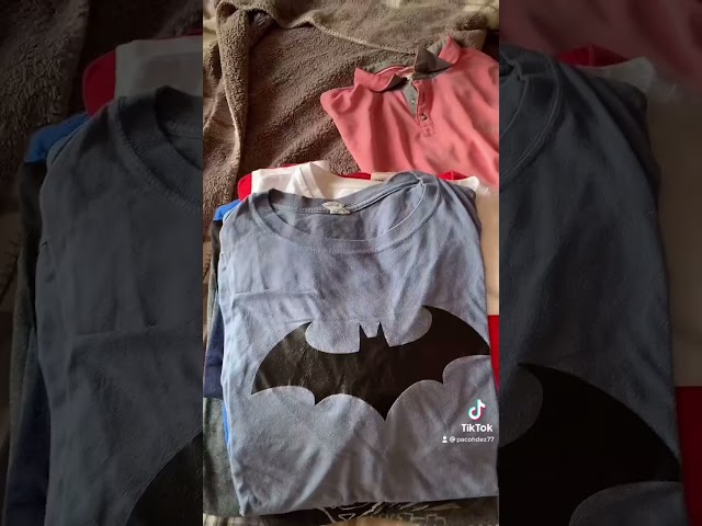 Vídeo relacionado con Marvel - Tabla periódica de héroes y Villanos Retro Camiseta