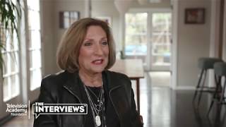 Thumbnail of Lesli Linka Glatter