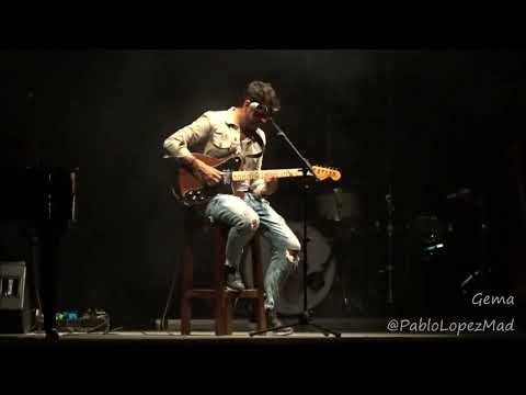 Pablo López le pone los cuernos al piano… "AQUELLAS PEQUEÑAS COSAS" de SERRAT