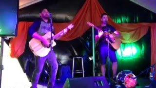 Wise Up (acoustic) live