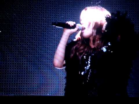 [mycam 120922 SMTown JKT] Taeyeon Girls' Generation - Devils' Cry.MPG