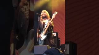 STUMBLIN IN Suzi Quatro 10.6.2017