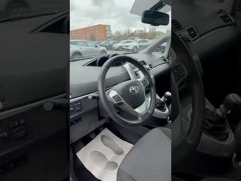 фото toyota verso i рестайлинг 0