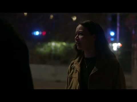 Tim and Lucy arrive at Aaron's shooting – The Rookie 5x22 | Chenford Clip 1/15