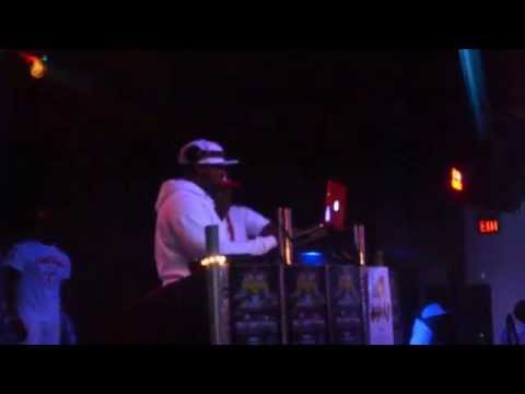 STREETTEAM LIVE AT ONTHEROX- DJCORY & FLAVAVOICE