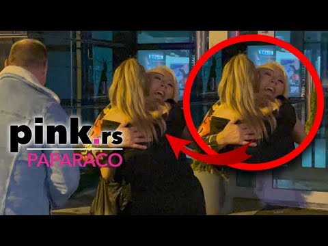 PINK.RS PAPARACO! Ana poletela Zorici u zagrljaj, palo šaputanje pred "Narod pita"