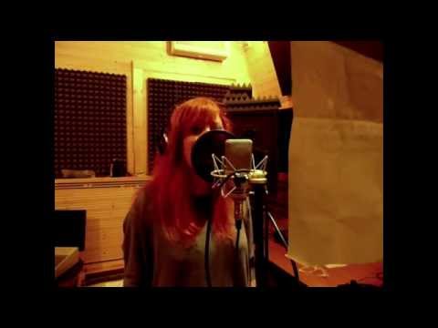 Mellcia # hot16challenge