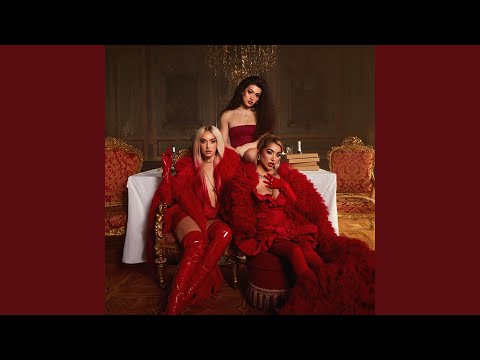 LA REINA (Remix)