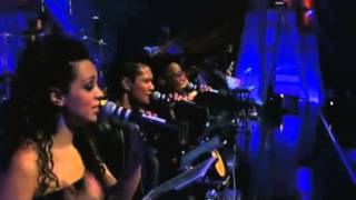 Idols South Africa 2013 Lee Ron Malgas goes for "Harriet Jones" from R&B star Eric Benet