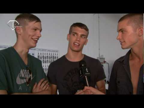 fashiontv | FTV.com - DAKS  - BACKSTAGE  UOMO P/E 2008