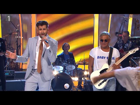 Domen Kumer feat. Vanilla Vanilla & Stars on 69 – Baby blue (V petek zvečer)