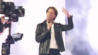 Victor Crone - Storm