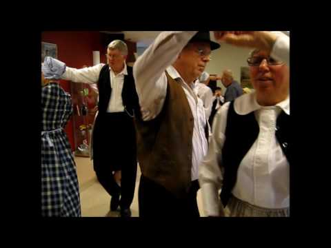 11-10-06 Kalle P, dansas på äldreboende.