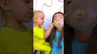 Download lagu Cute baby 🧿🍒🍉🍕🍋❤️😘 mp3