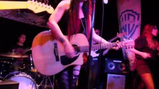 MON LAFERTE EN BATACLÁN / &quot;DEPRESIÓN&quot;