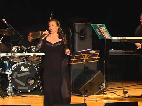 Claudia de Colombia- Rio Badillo