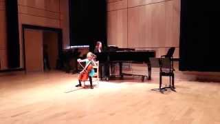 Sophie (5 ans) au violoncelle : Chorus of Soldiers, Townspeople.. - Harold Birston