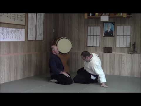 hakko denshin ryu Nidan kihon Suwari waza
