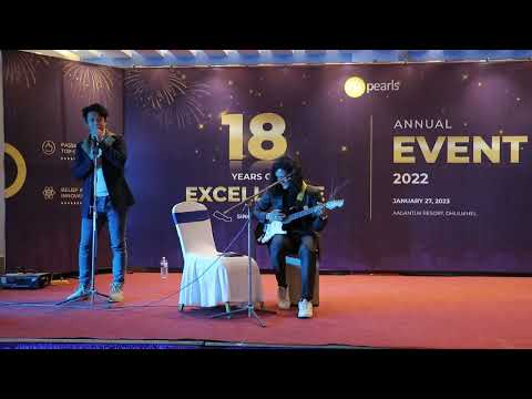 Prakash & Ujwal Stealing show with 'Grenade' and 'Woh Lamhe Woh Baatein' electrifying performance.