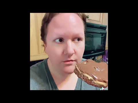Trying the TikTok Rice Cake Peanut Butter Cup Recipe!