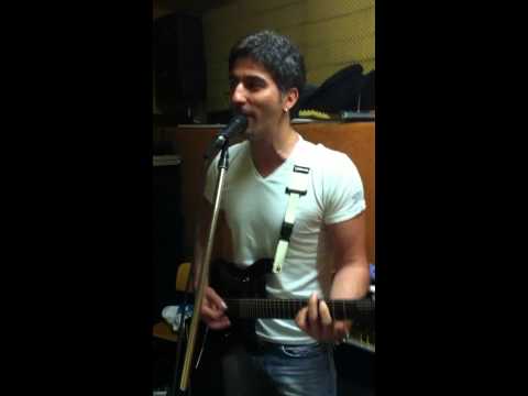 Time Out (Robert Nikolov) - Produzi dalje