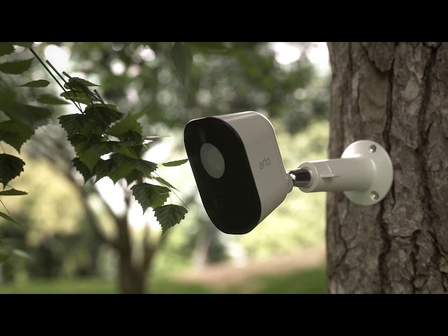 Video teaser per Introducing the Arlo Security Light by NETGEAR