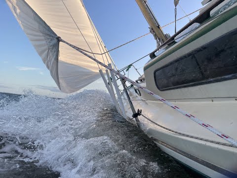 Albin vega 27  in Gulf of Riga during a moderate breeze