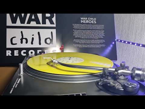 C3. War Child Heroes - RUFUS WANWRIGHT covering BRIAN WILSONS Smile (Medley) - War Child Virgin