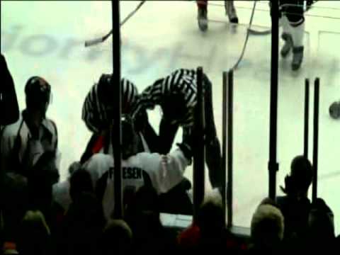 Gordon Burnett vs. Mitch Versteeg