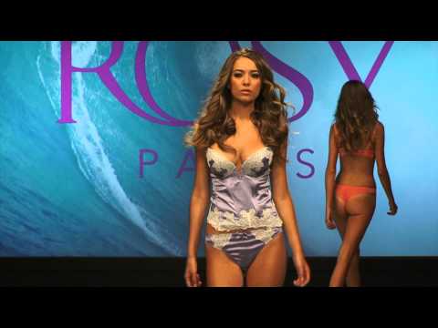 Rosy Paris Fashion Show #maredamare2015