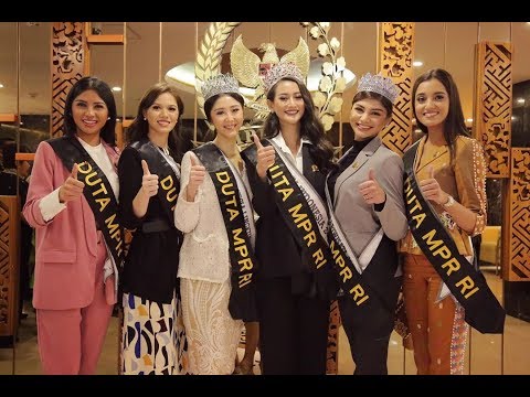 Kalista Iskandar after incident on stage  Puteri Indonesia 2020