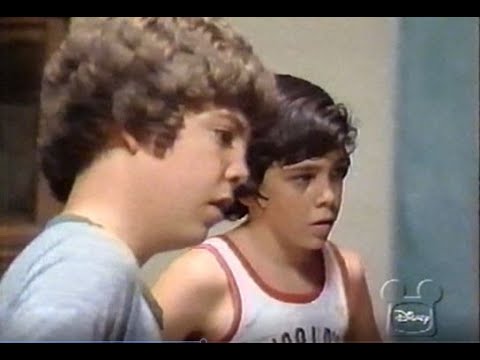 1977 New Mickey Mouse Club (S1 Ep4) – Rehearsals for the "Mousekadance”