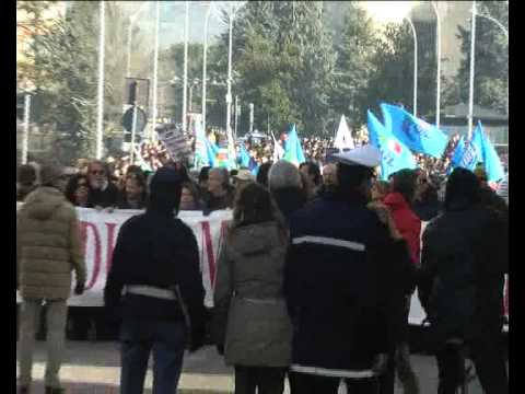 ONDA TG 1.02.2014 - CARUGNO SU TRIBUNALE SULMONA