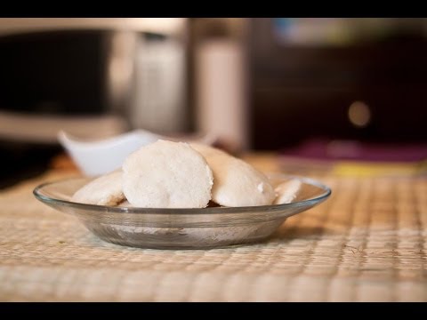 Video Recipe: How to make Idli | Steamed Rice and Lentil Cakes