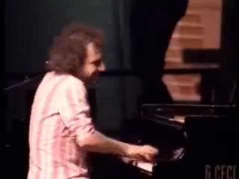 Stefano Bollani, Walter Paoli, Ares Tavolazzi - Cheek to Cheek