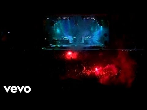 Videoclip de Cuándo Vendrán (En Directo Desde Estadio De Huracán Buenos Aires / 2001) — La Renga