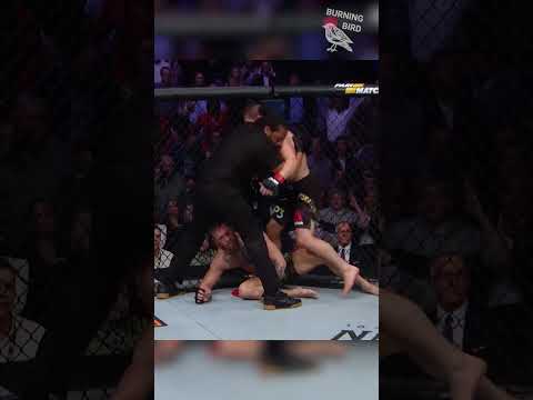 Хабиб плюет в Конора / Khabib Nurmagomedov SPITS on Conor Mcgregor #mma #ufc #khabib #хабиб
