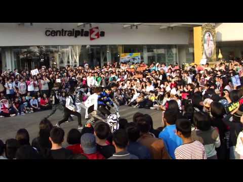 Millenium Boy en Udon-Thani (Central Plaza)