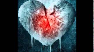 LA KINTA ESENCIA - COLD HEARTED -