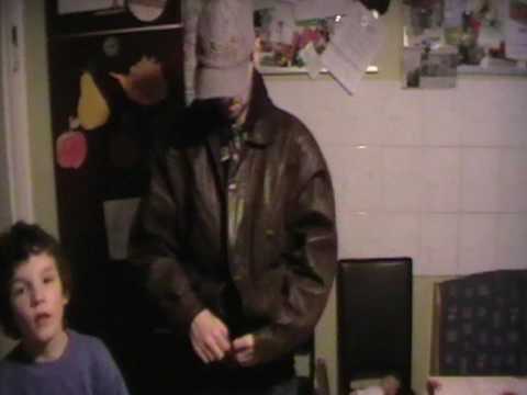 Bernd Bergmann Teil 2 Wie ziehe ich eine Jacke an