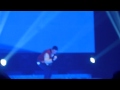 Cory Monteith performs Jessie's Girl @ the Glee ...